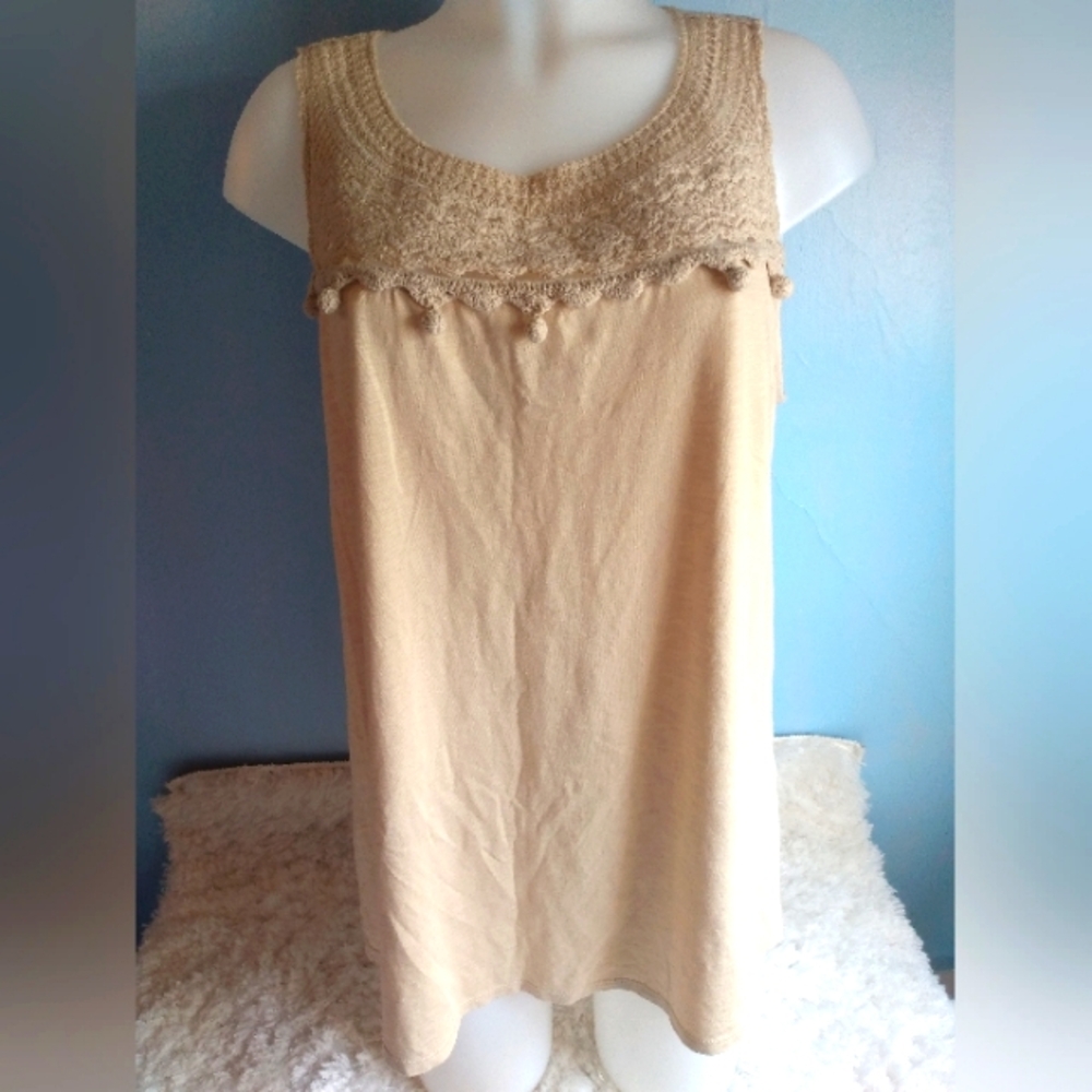 EUC J.Jill petite large cream scoop neck tank top
